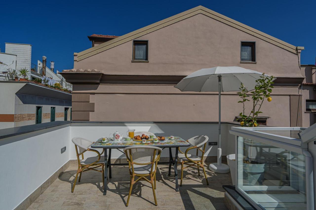 A I R Il Palazzetto Lägenhet Vico Equense Exteriör bild